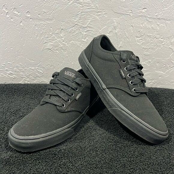 🔥🔥 VANS ATWOOD BLACK/BLACK CANVAS Low Sneaker Men Sz 9.5 - PERFECT Worn Once - Picture 1 of 12
